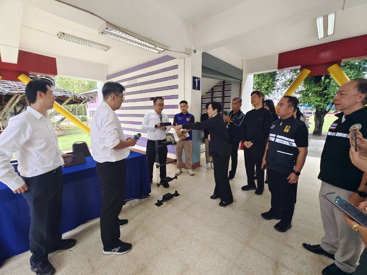 14ชมการติดตั้งเซนเซอร์ที่ร.ร.บ้านป่าก่อดำ2