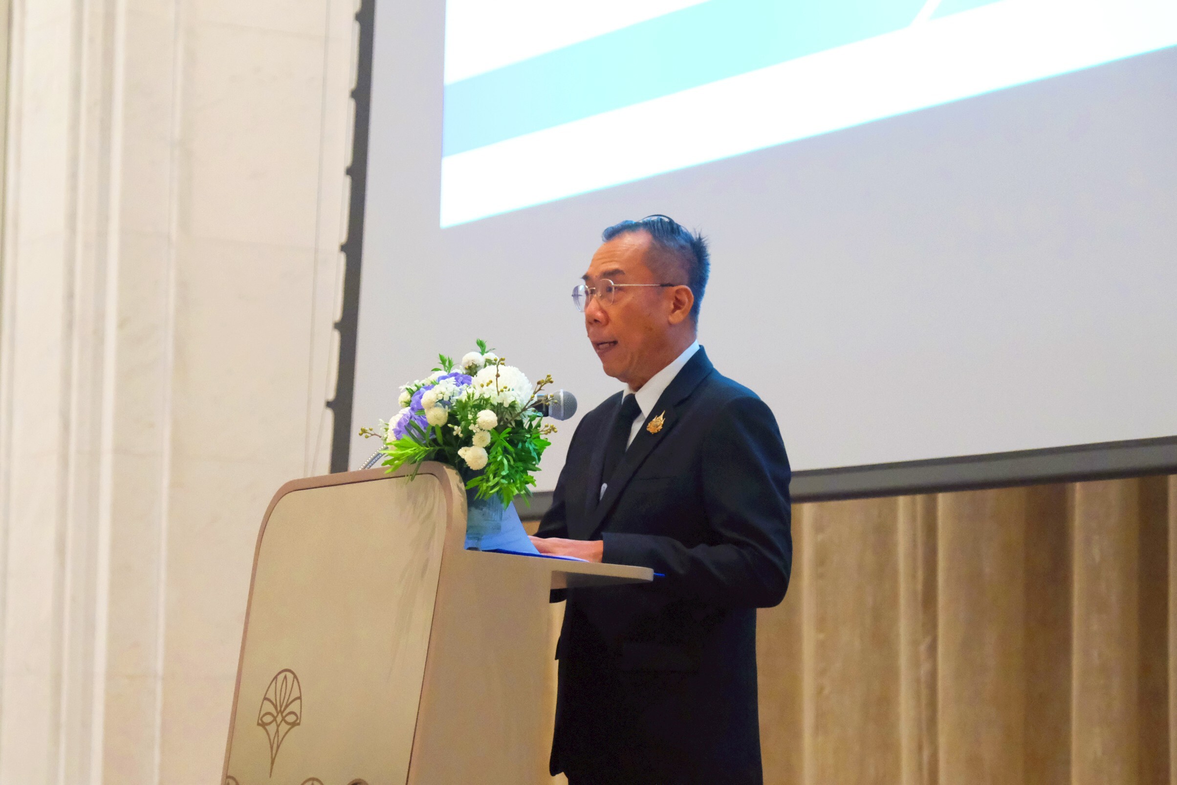 4นายวุฒิกร สติฐิต