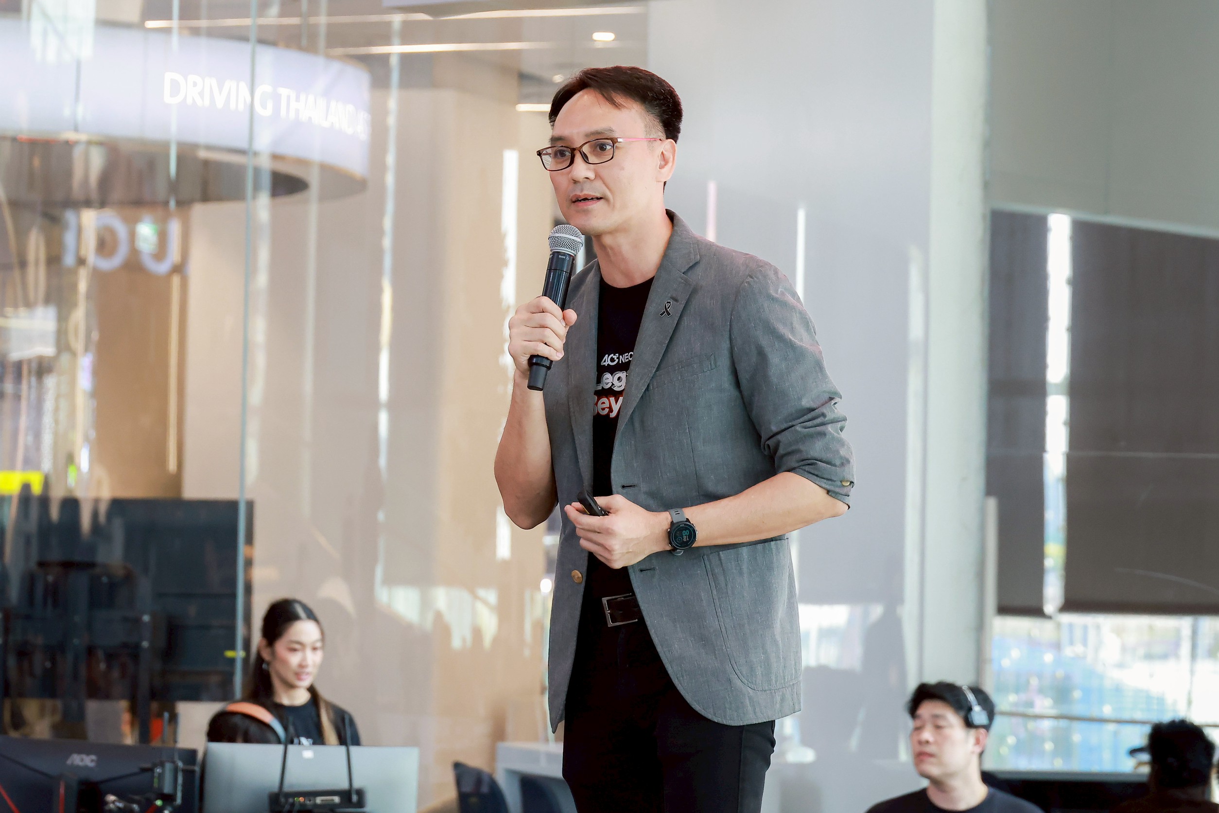 2 ดร.ชัย วุฒิวิวัฒน์ชัย 6