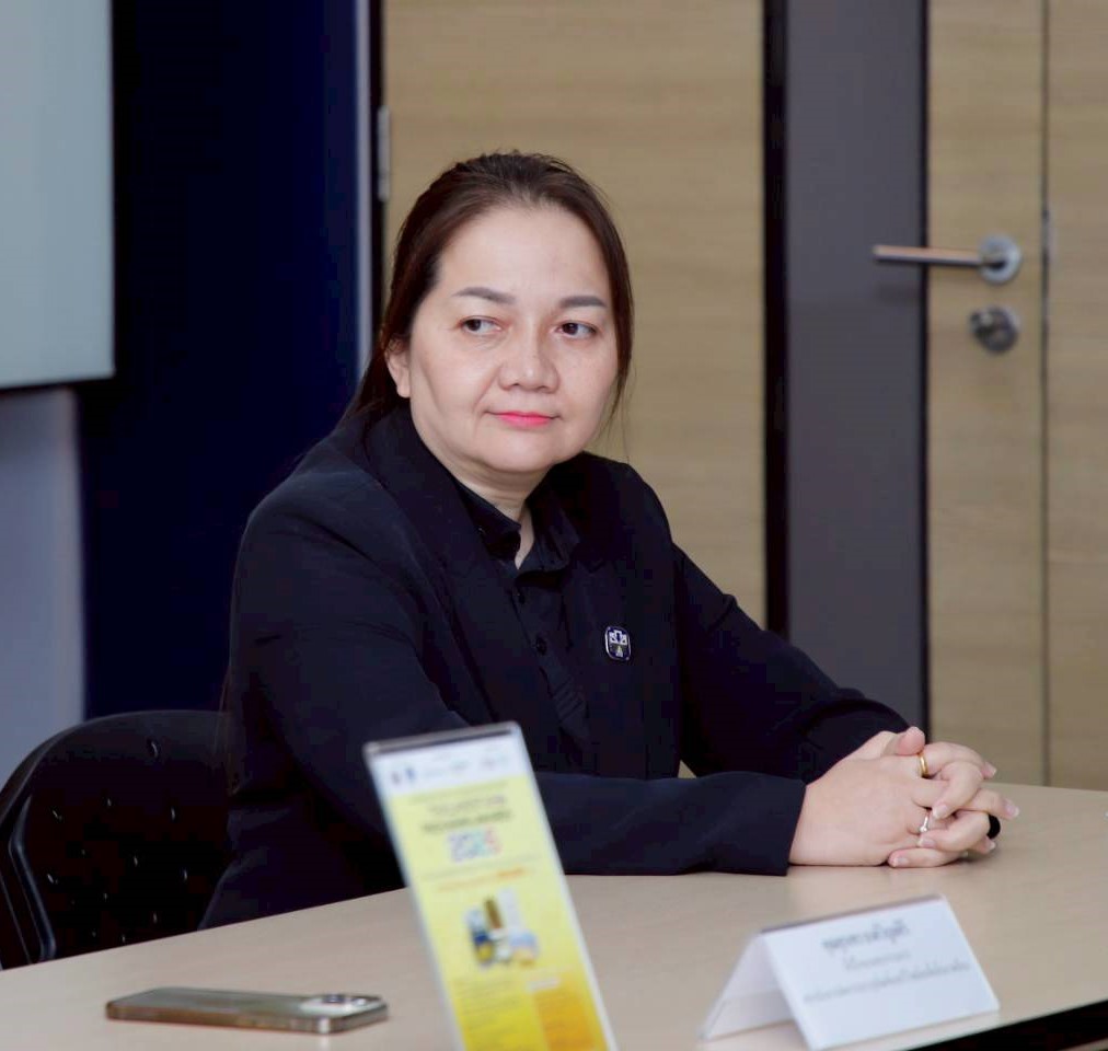 5 นางสาวรพีรัตน์