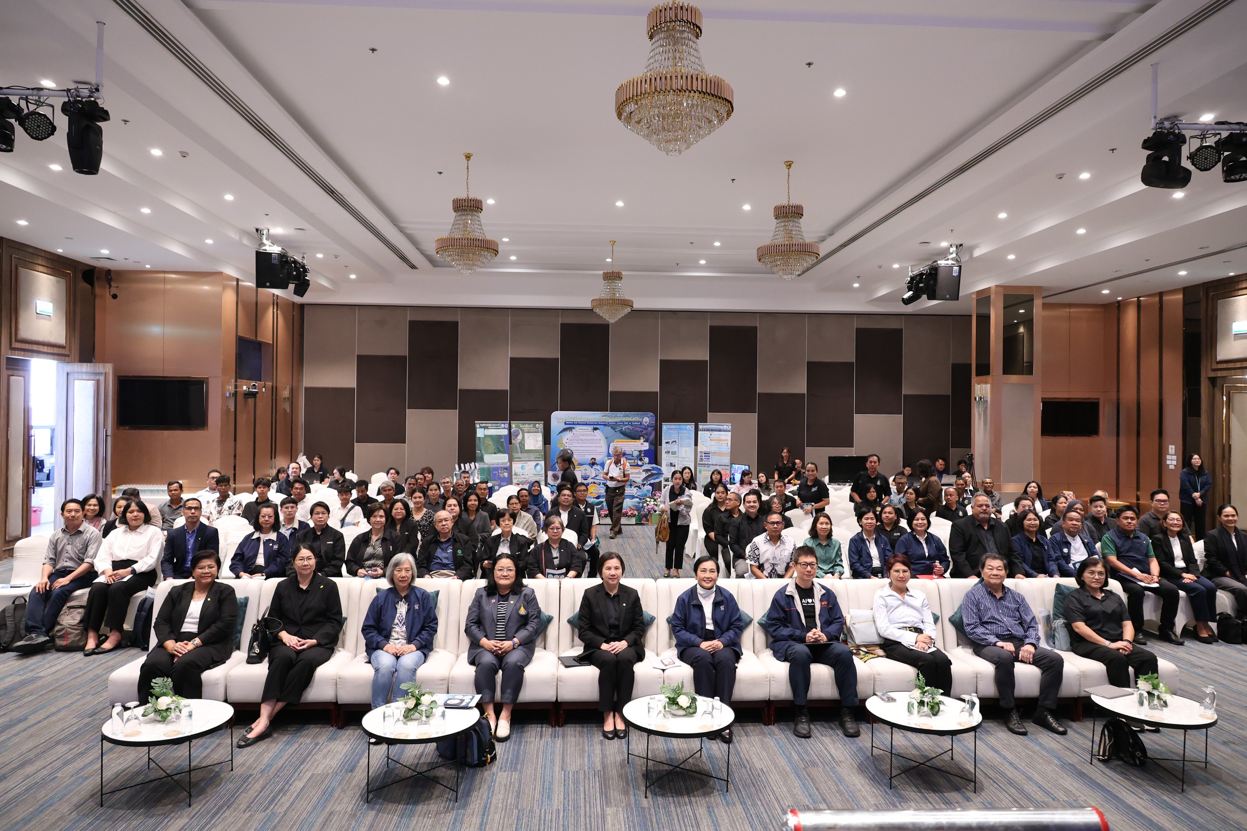 4. พิธีเปิด