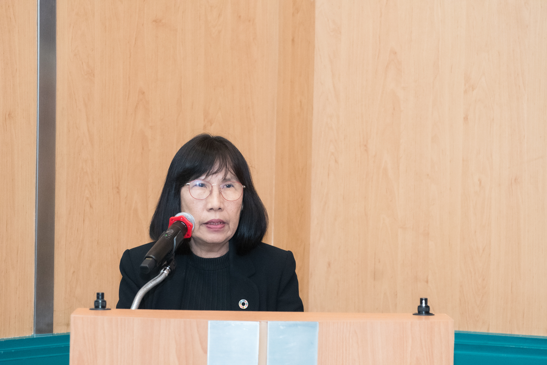 5 รองศาสตราจารย์ บุษยา บุนนาค ที่ปรึกษา โรงง 