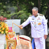 กระทรวง อว. จัดพิธีวางพุ่มดอกไม้ถวายราชสักการะพระบรมราชานุสา ... พารามิเตอร์รูปภาพ 2