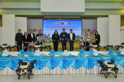 “สุรศักดิ์” เปิด “ศูนย์การเรียนรู้เทคโนโลยีและนวัตกรรมโดรนเพ ... พารามิเตอร์รูปภาพ 1