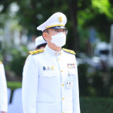 อว. จัดพิธีวางพุ่มดอกไม้ ถวายราชสักการะพระบรมราชานุสาวรีย์ ร ... Image 6