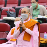 ดร.พัชรินรุจา ที่ปรึกษา รมว.อว. พบนิสิตต่างชาติ มจร. พร้อมสน ... Image 15